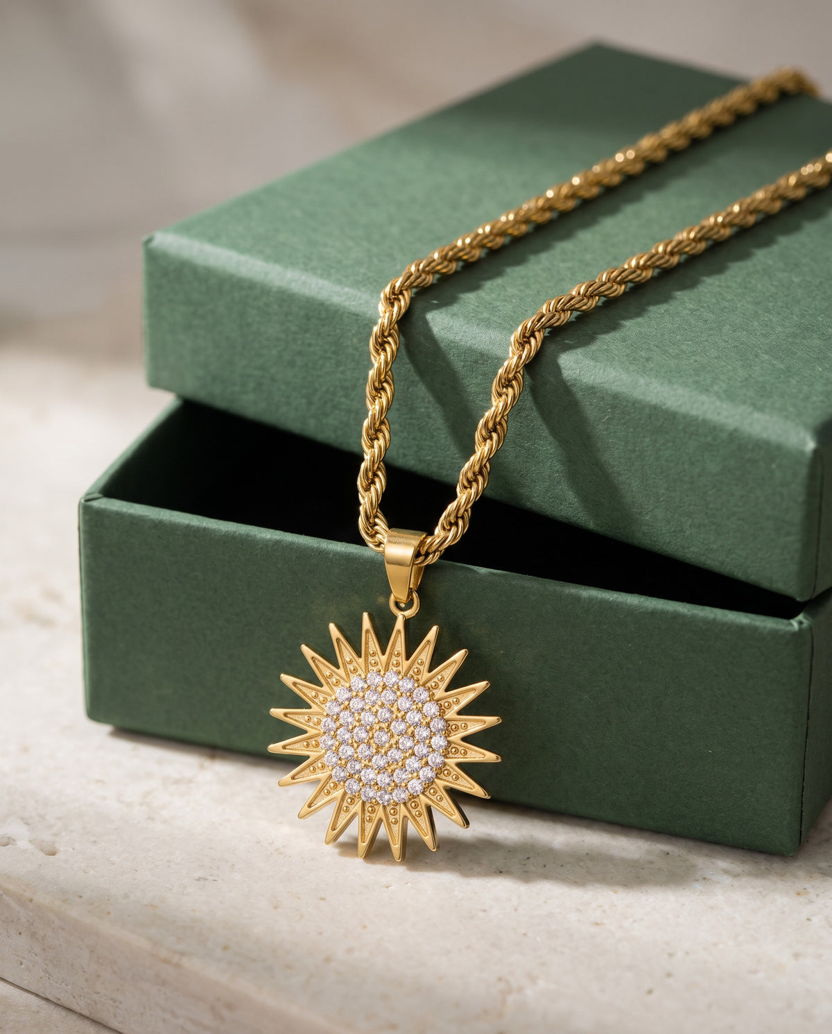 Kurdistan necklace for men in 18K gold, Kurdish sun pendant with 21 rays and clear zirconia, rope chain, with gift box
